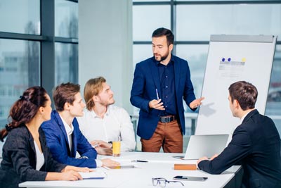 How to train  & develop millennials